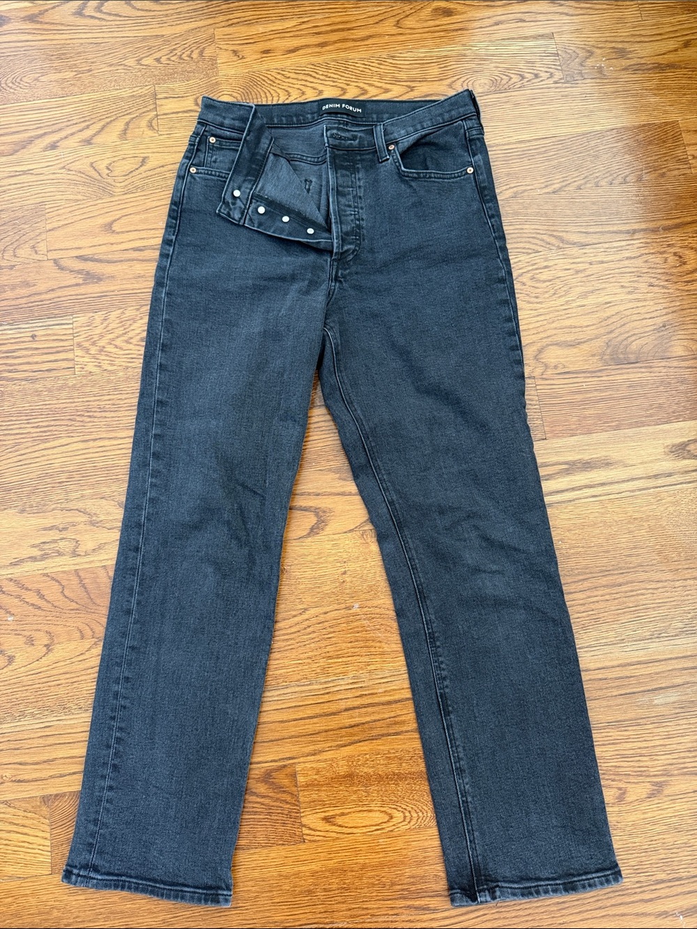 Denim Forum Straight-Leg Jeans